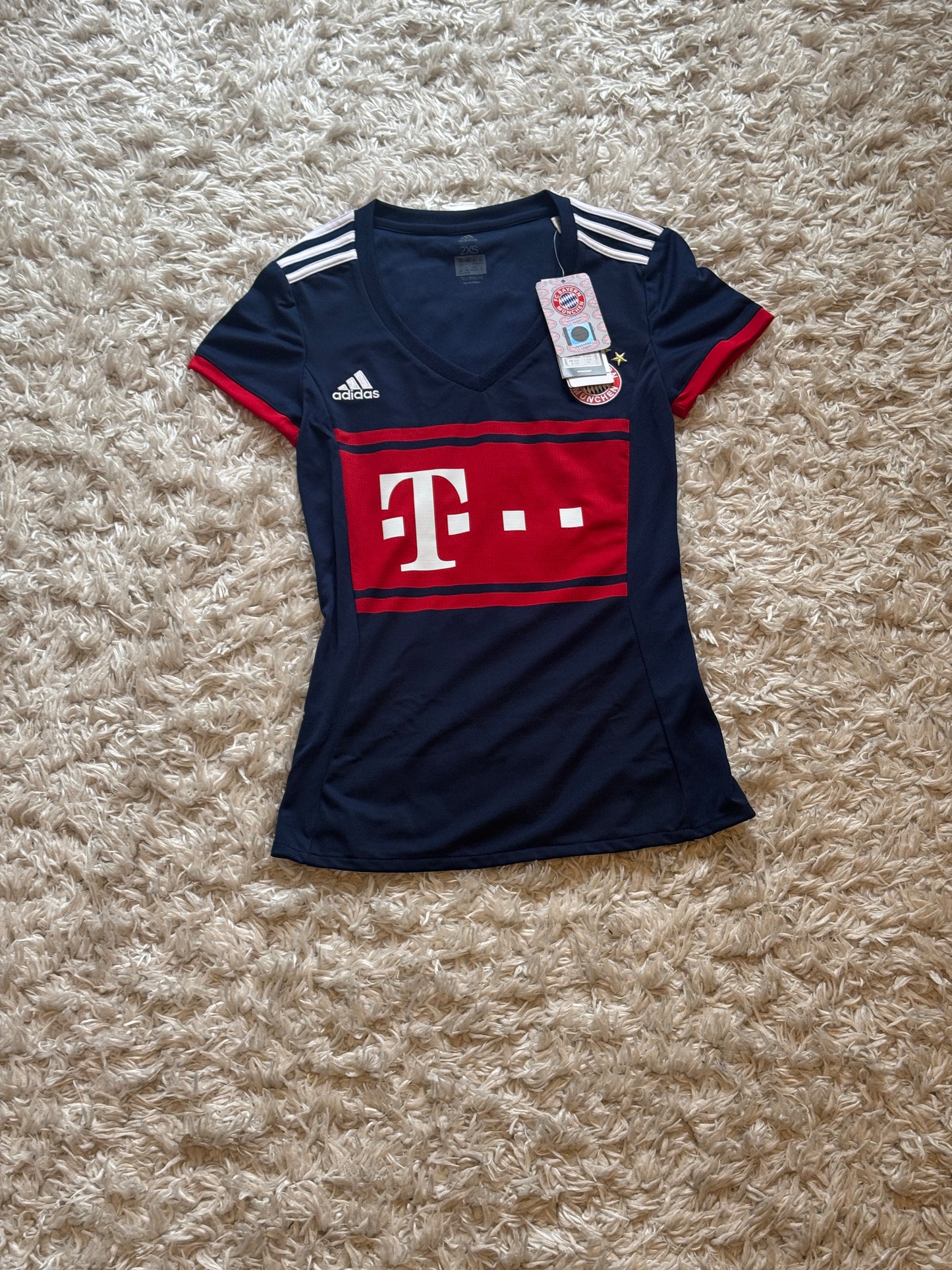 2017-18 Bayern München Frauen Trikot