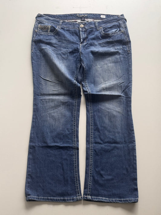 Frauen Jeans US42 F455