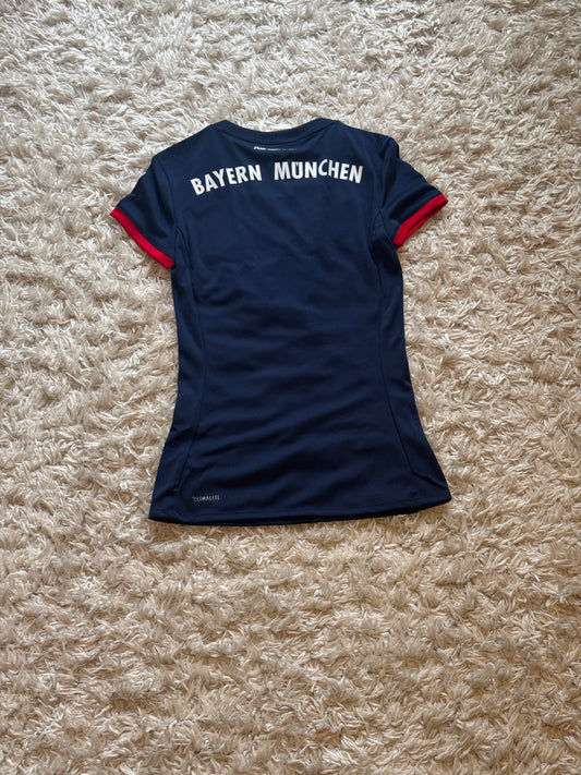 2017-18 Bayern München Frauen Trikot